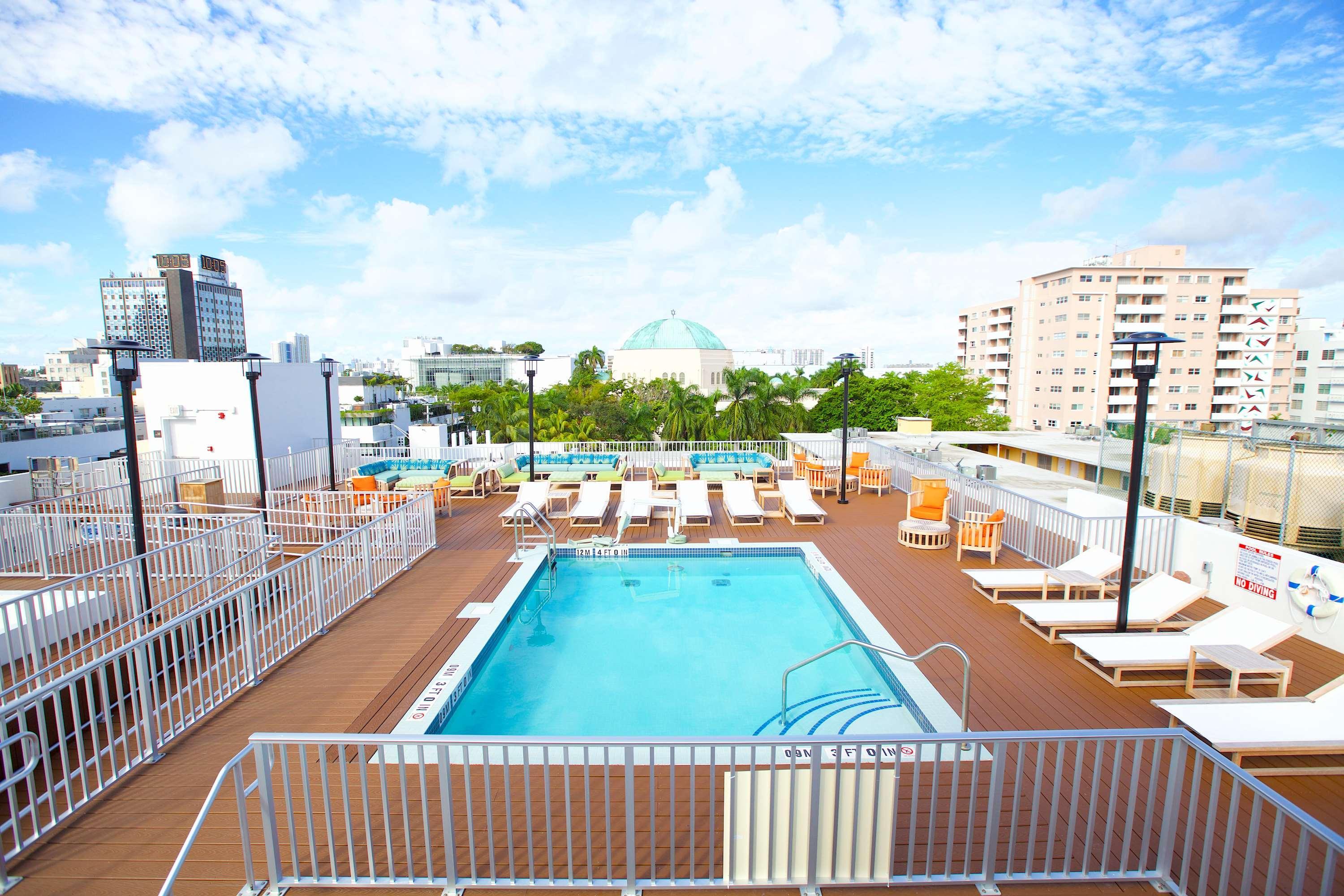The Claremont Hotel Miami Beach Exteriör bild